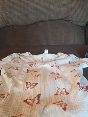 art class Cream Ribbed Top with Rust Butterfly Print